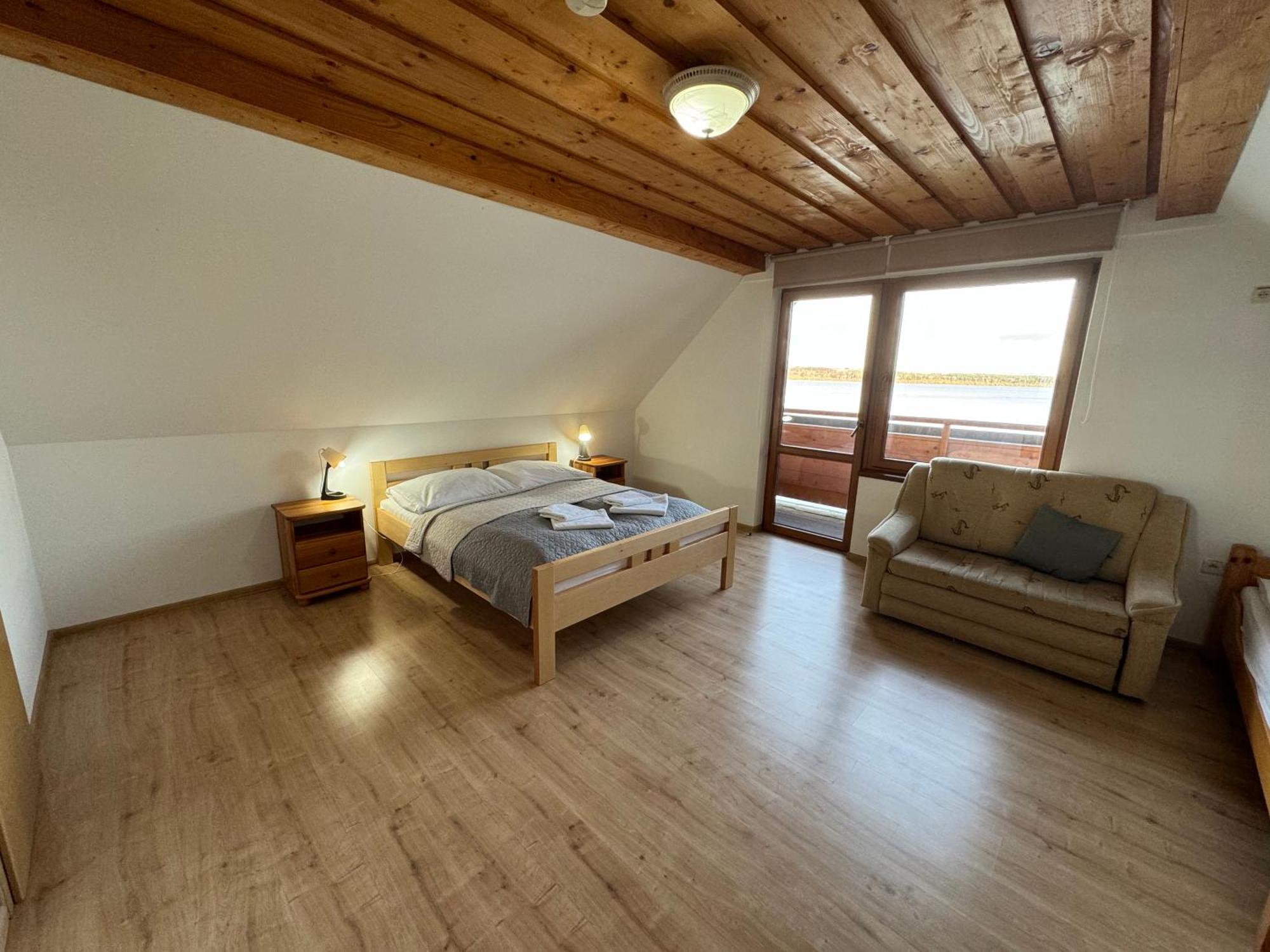 Hotel Slanicky Dvor à Námestovo Extérieur photo